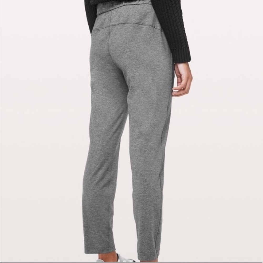 Lululemon Athletica On The Fly 7/8 Luxstreme Everday Pants Heathered Gray- Sz 4 - Picture 4 of 16